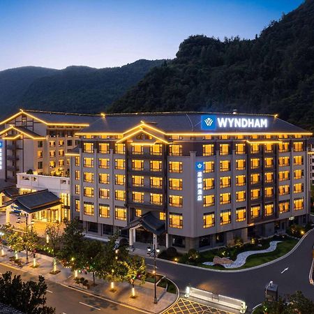 Wyndham Zhangjiajie Wulingyuan Ngoại thất bức ảnh